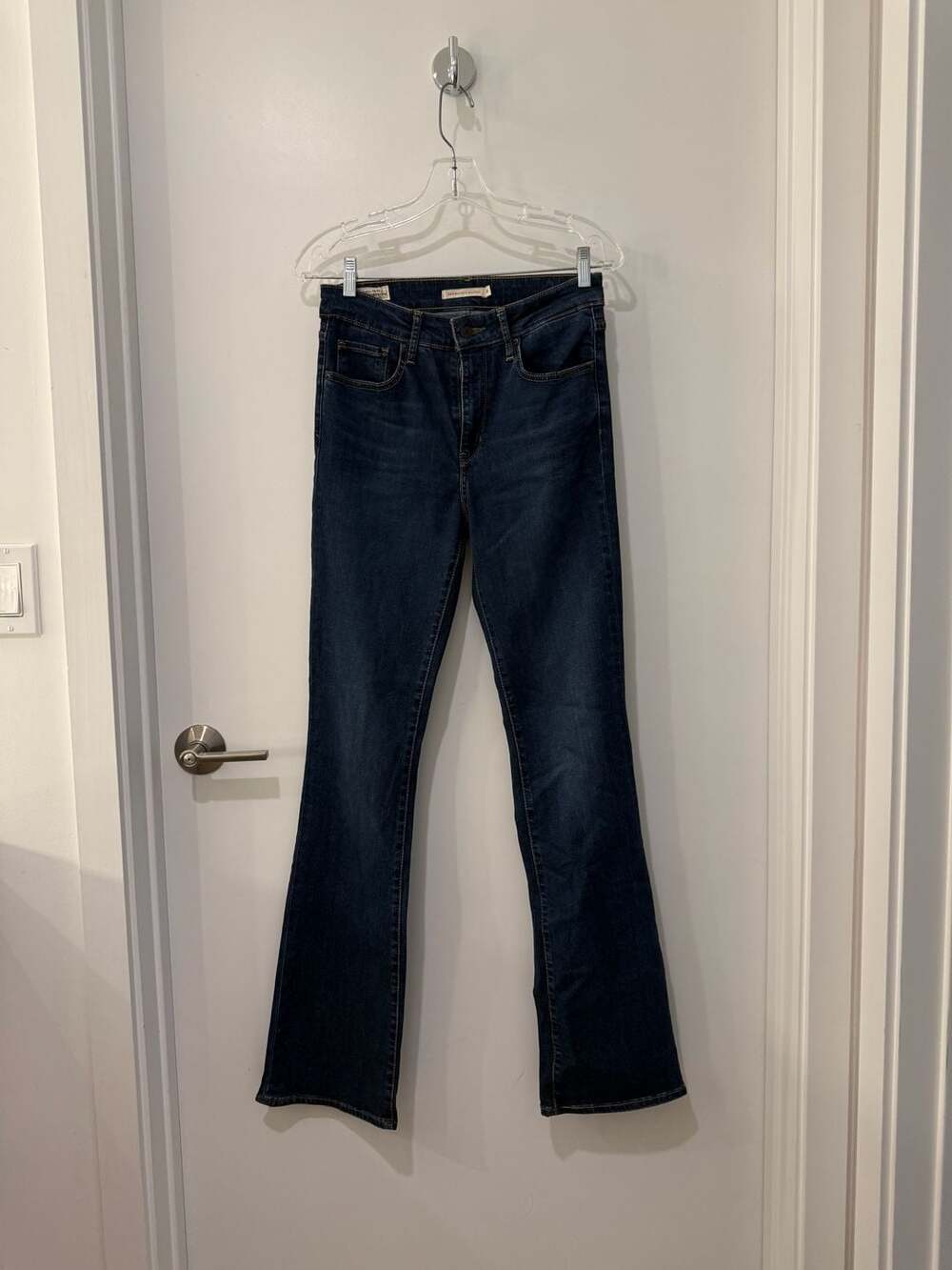 Levi's 725 High Rise Bootcut Jeans